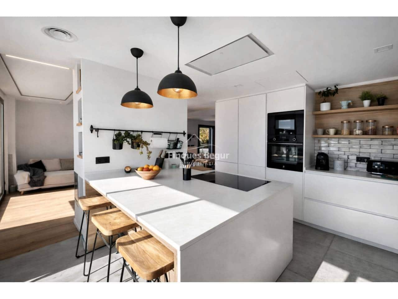 4 slaapkamer Villa te koop in Santa Cristina d'Aro met zwembad garage - € 1.560.000 (Ref: 9798491)