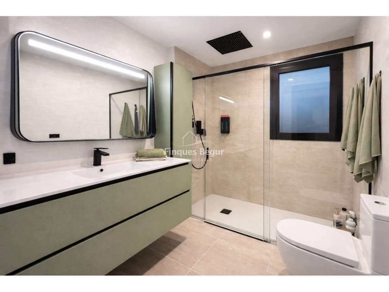 4 slaapkamer Villa te koop in Santa Cristina d'Aro met zwembad garage - € 1.560.000 (Ref: 9798491)