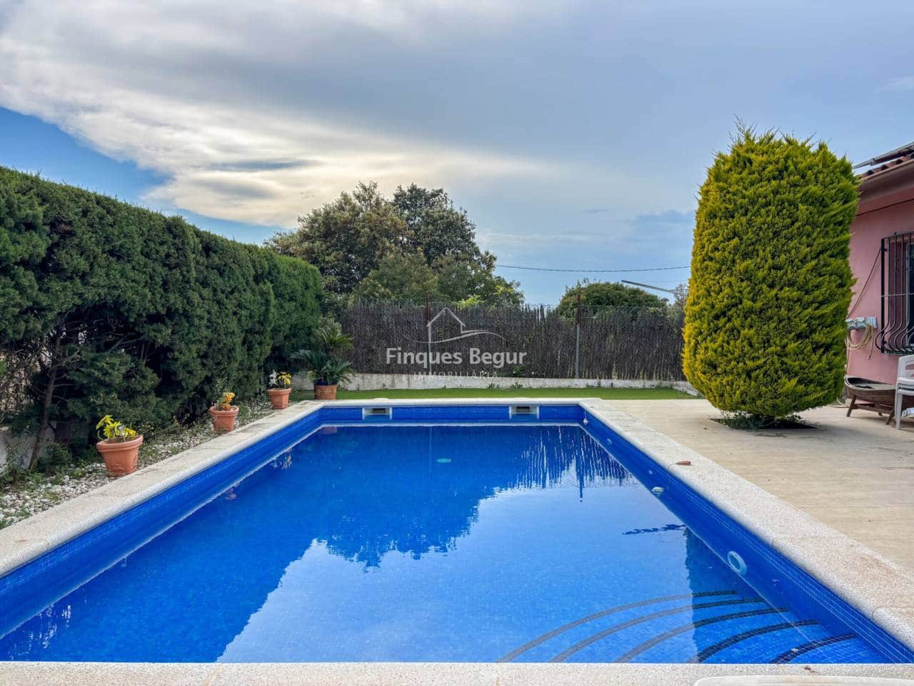 3 bedroom Villa for sale in Begur with pool garage - € 710,000 (Ref: 9805920)
