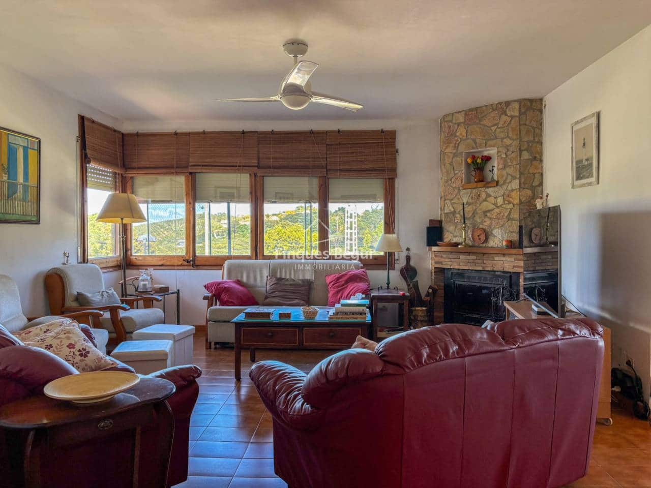 3 bedroom Villa for sale in Begur with pool garage - € 710,000 (Ref: 9805920)