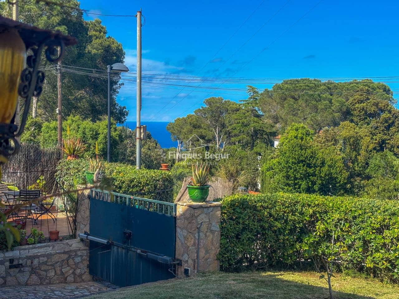 3 bedroom Villa for sale in Begur with pool garage - € 710,000 (Ref: 9805920)
