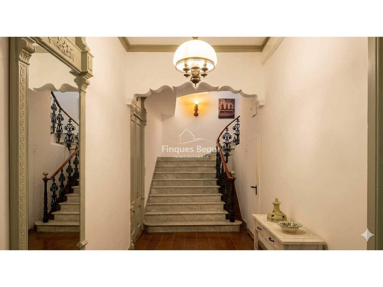 2 bedroom Apartment for sale in Begur - € 295,000 (Ref: 9833159)