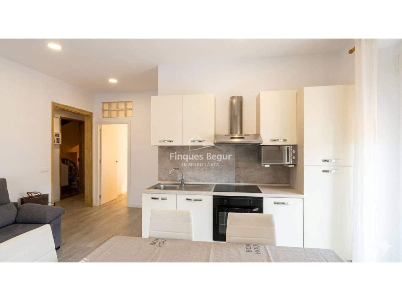 2 bedroom Apartment for sale in Begur - € 295,000 (Ref: 9833159)