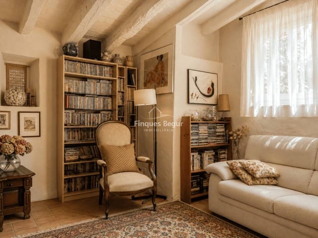 3 soveværelse Byhus til salg i Begur med garage - € 720.000 (Ref: 9833160)