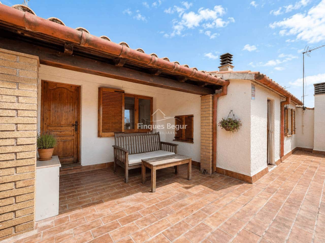 3 bedroom Terraced Villa for sale in Mont-ras with garage - € 410,000 (Ref: 9838822)