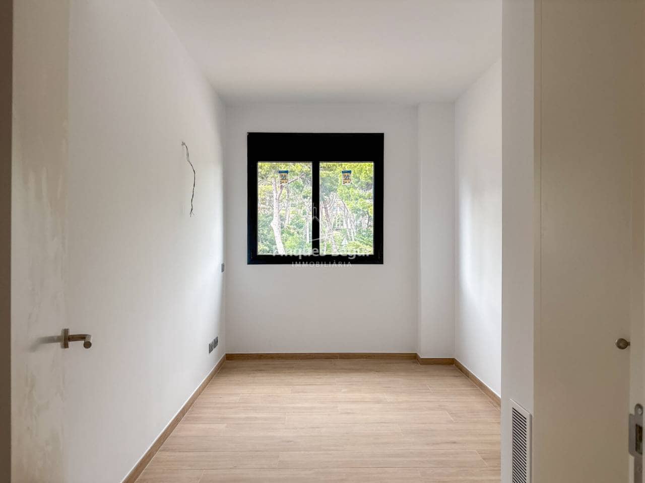 3 slaapkamer Appartement te koop in Pals met zwembad garage - € 350.000 (Ref: 9943263)