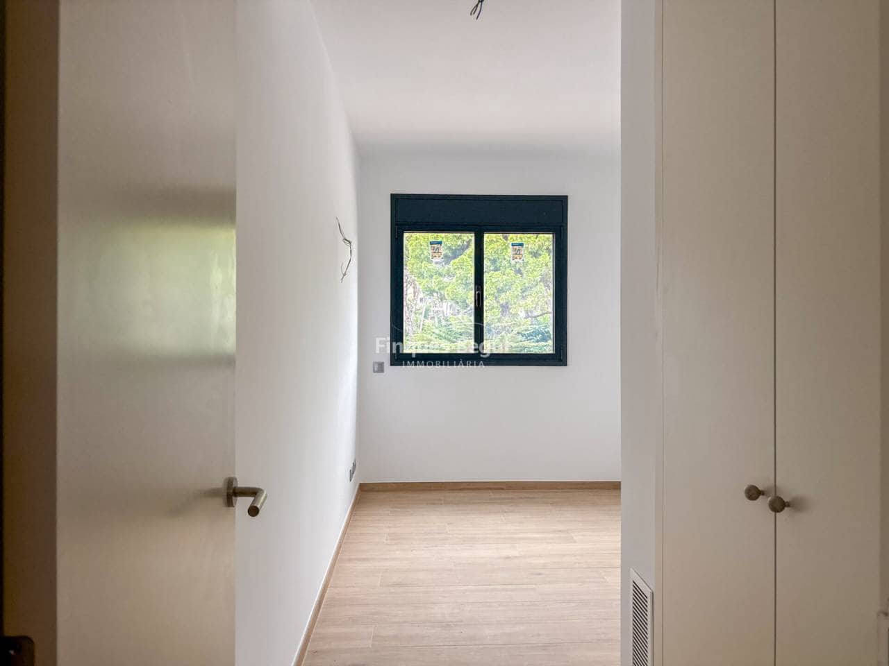 3 slaapkamer Appartement te koop in Pals met zwembad garage - € 350.000 (Ref: 9943263)