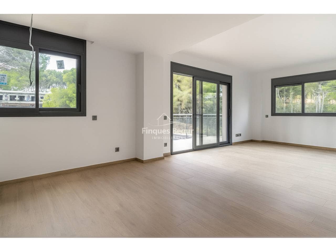 3 slaapkamer Appartement te koop in Pals met zwembad garage - € 350.000 (Ref: 9943263)