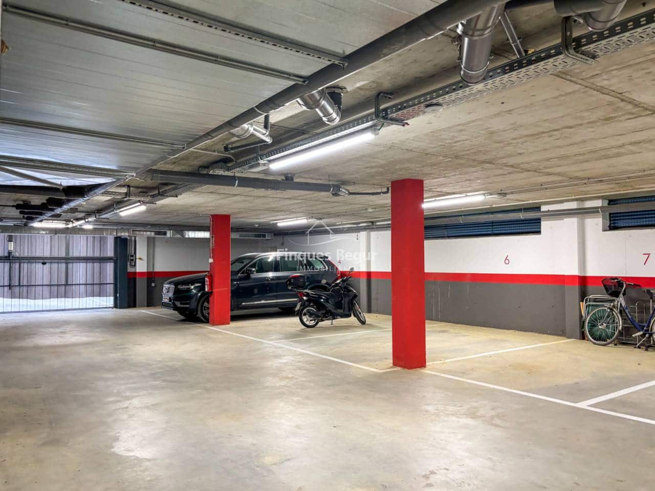 3 slaapkamer Appartement te koop in Pals met zwembad garage - € 350.000 (Ref: 9943263)