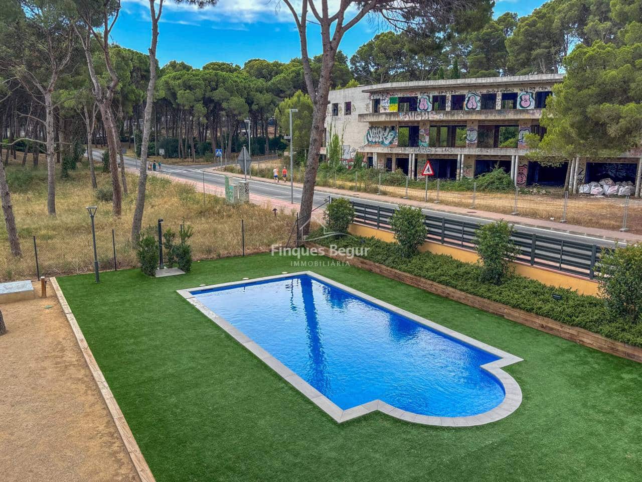 3 slaapkamer Appartement te koop in Pals met zwembad garage - € 350.000 (Ref: 9943263)