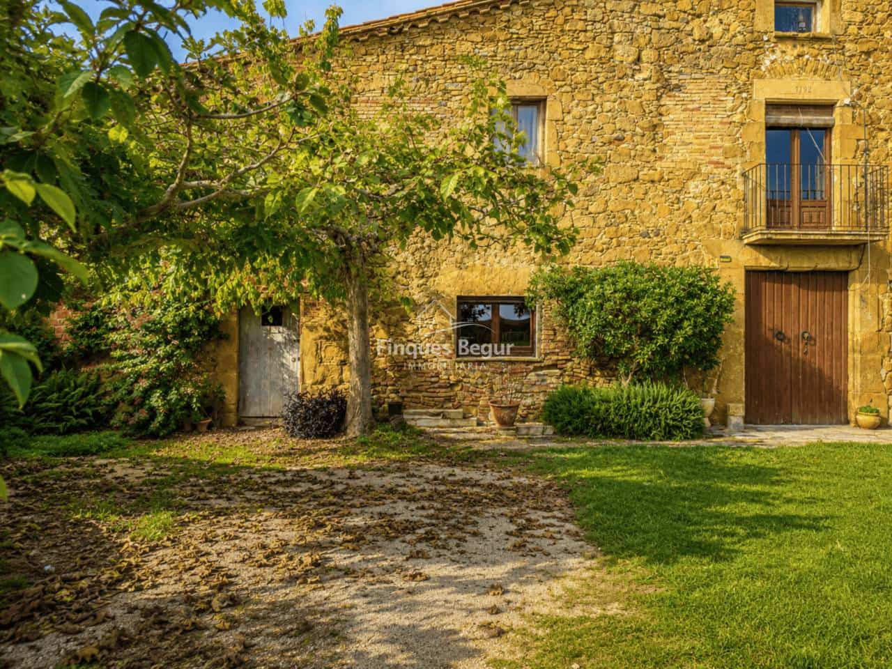 4 bedroom Finca/Country House for sale in Corca with garage - € 1,500,000 (Ref: 9958983)