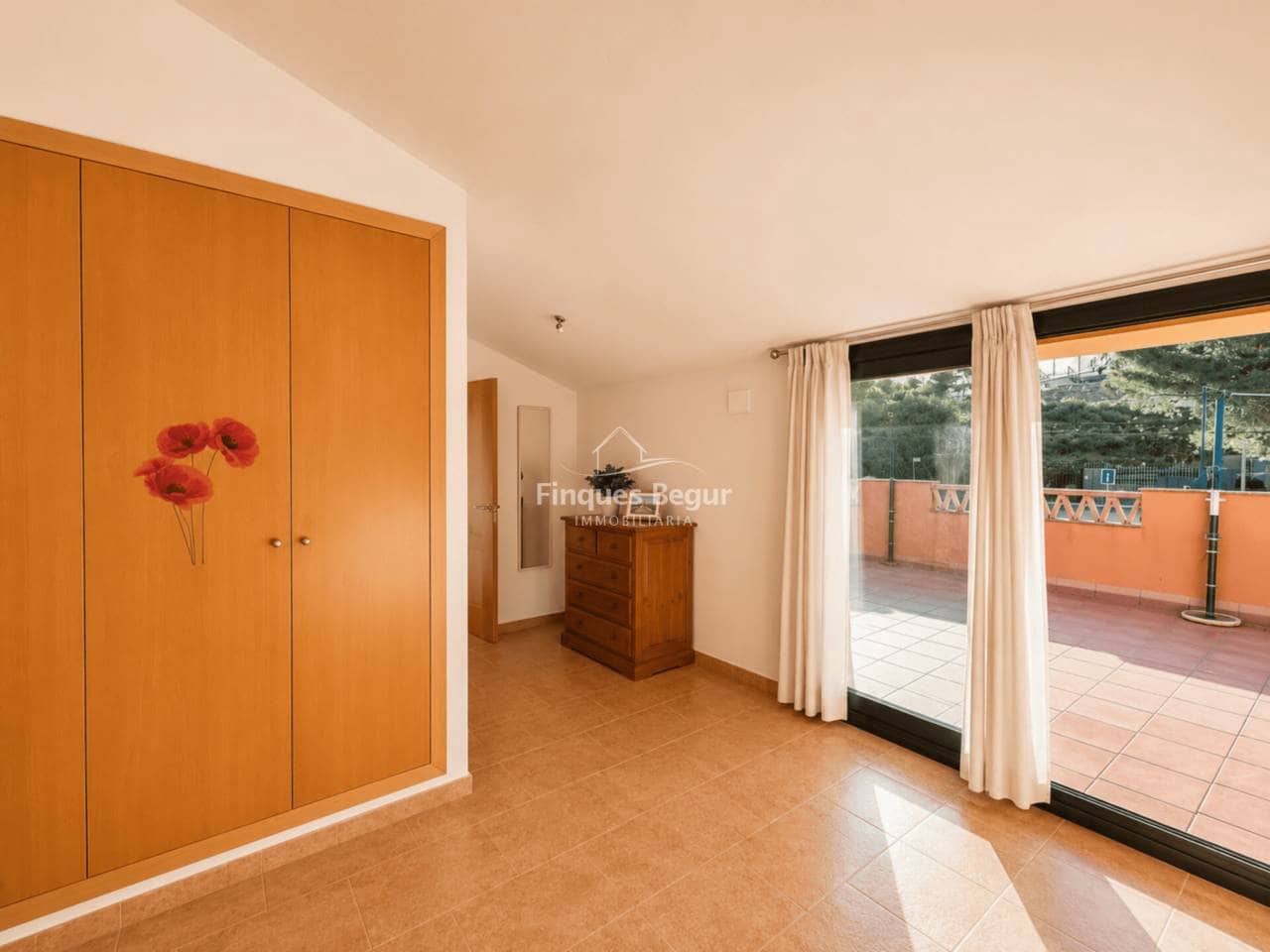 3 sypialnia Willa na sprzedaż w Begur z basenem garażem - 700 000 € (Ref: 9976696)