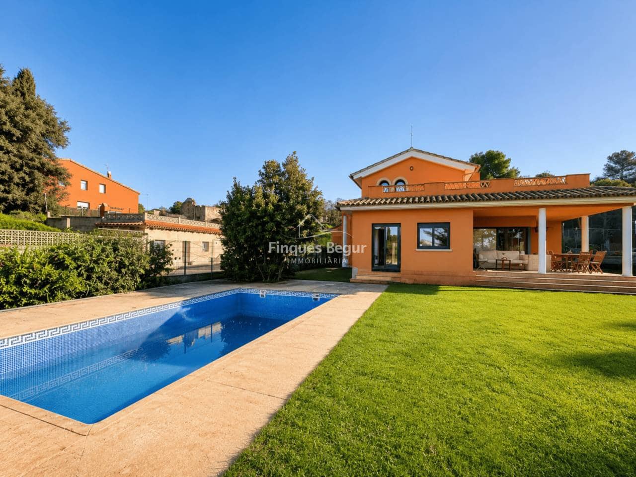 3 sypialnia Willa na sprzedaż w Begur z basenem garażem - 700 000 € (Ref: 9976696)