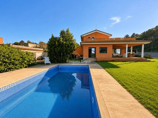 Chalet de 3 habitaciones en Begur en venta con piscina garaje - 699.000 € (Ref: 9976696)