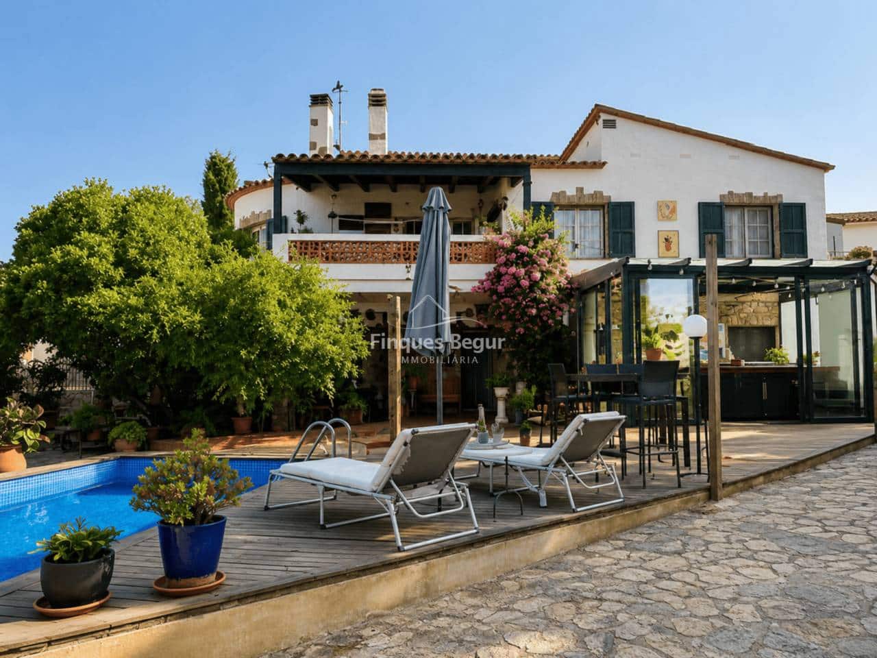 5 soveværelse Villa til salg i Begur med swimmingpool garage - € 550.000 (Ref: 9978101)