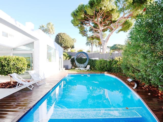 4 soveværelse Villa til salg i S'Agaro, Castell-Platja d'Aro med swimmingpool - € 2.950.000 (Ref: 9534117)