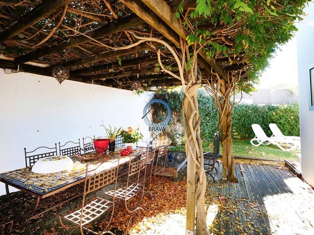 4 soveværelse Villa til salg i S'Agaro, Castell-Platja d'Aro med swimmingpool - € 2.950.000 (Ref: 9534117)