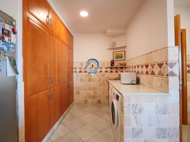 7 sovrum Villa till salu i Santa Cristina d'Aro med pool garage - 1 750 000 € (Ref: 9534118)