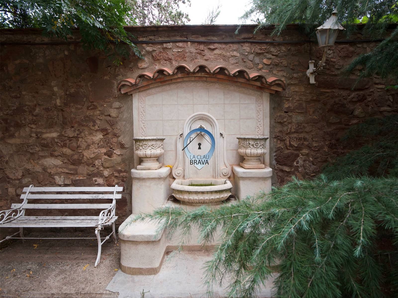 12 makuuhuone Maalaistalo myytävänä paikassa Sant Fruitos de Bages mukana uima-altaan 
autotalli - 1 600 000 € (Ref: 9534120)