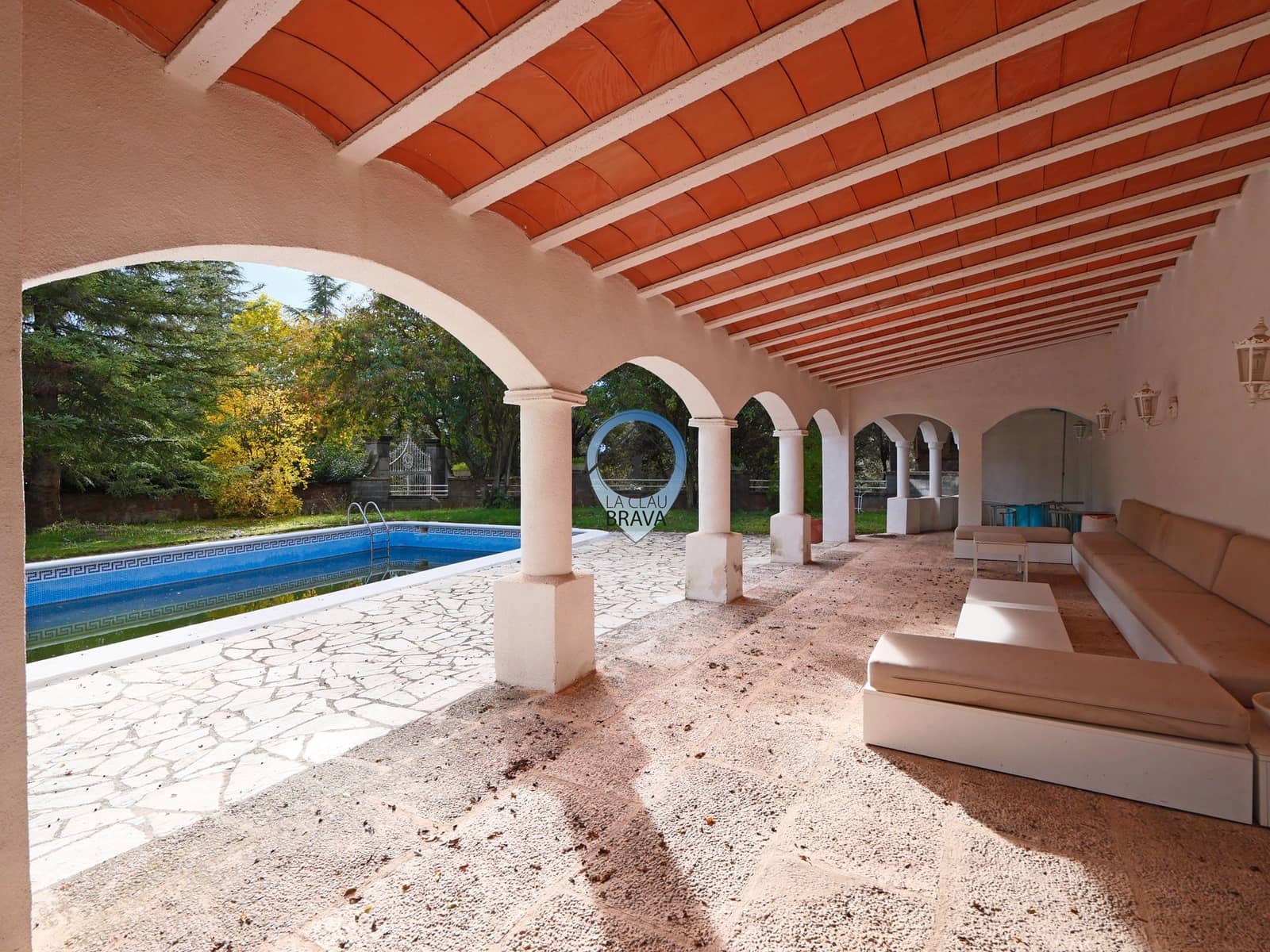 12 makuuhuone Maalaistalo myytävänä paikassa Sant Fruitos de Bages mukana uima-altaan 
autotalli - 1 600 000 € (Ref: 9534120)