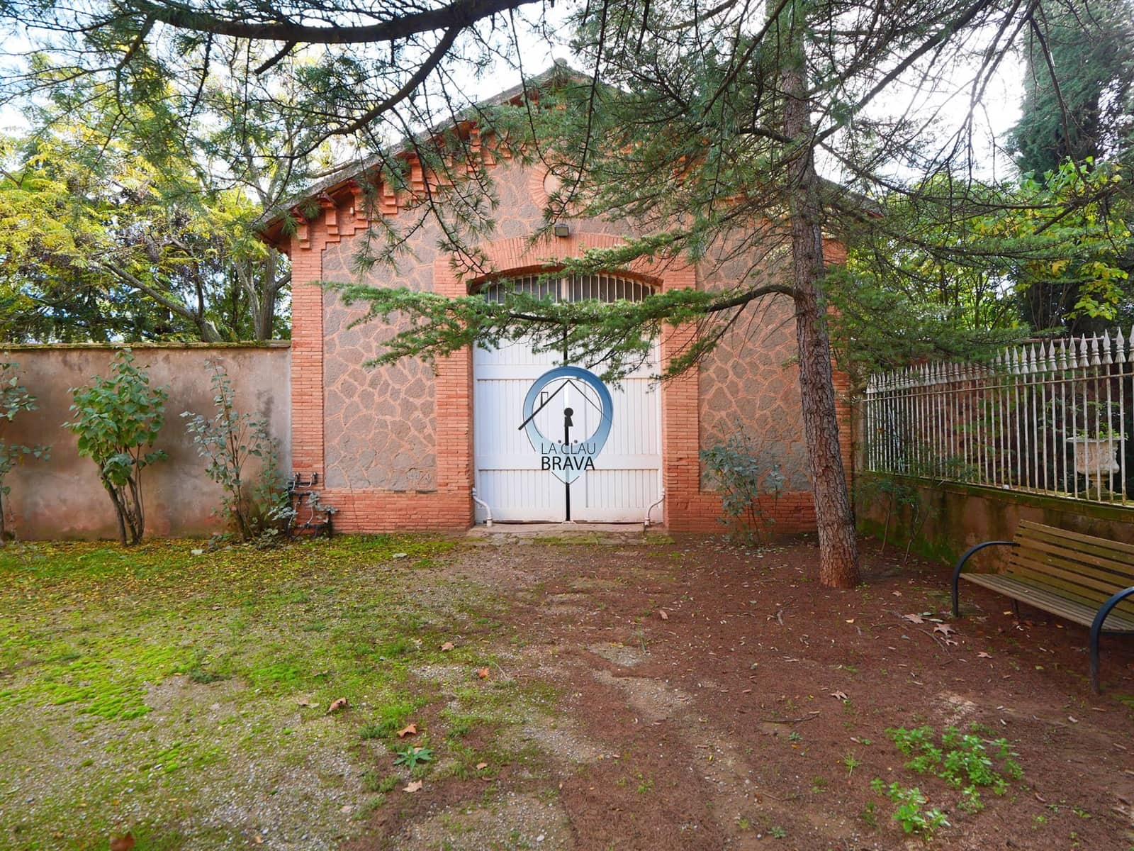 12 makuuhuone Maalaistalo myytävänä paikassa Sant Fruitos de Bages mukana uima-altaan 
autotalli - 1 600 000 € (Ref: 9534120)