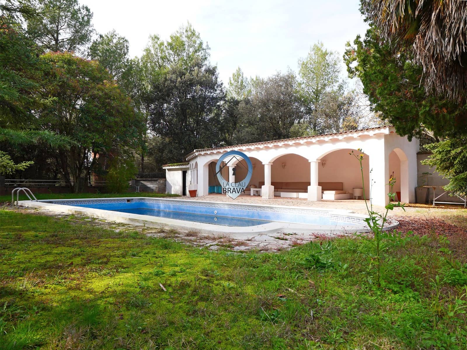 12 makuuhuone Maalaistalo myytävänä paikassa Sant Fruitos de Bages mukana uima-altaan 
autotalli - 1 600 000 € (Ref: 9534120)