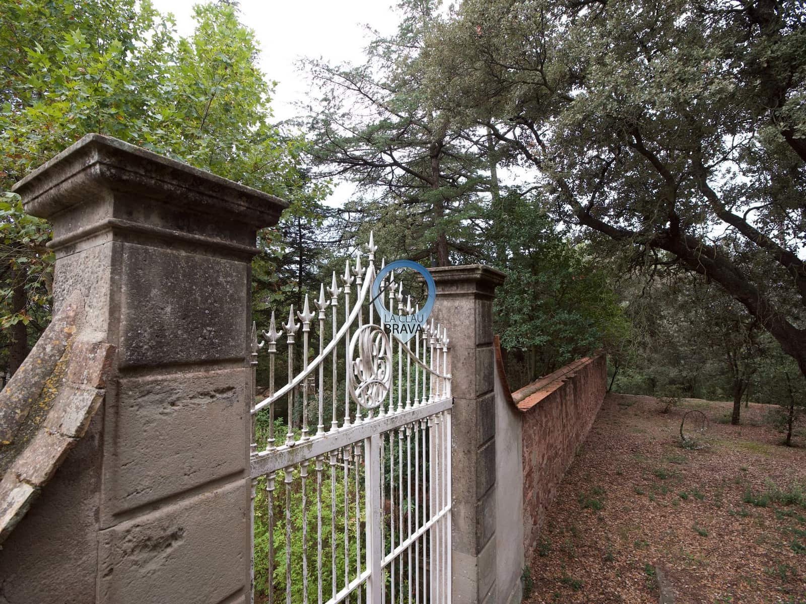 12 makuuhuone Maalaistalo myytävänä paikassa Sant Fruitos de Bages mukana uima-altaan 
autotalli - 1 600 000 € (Ref: 9534120)