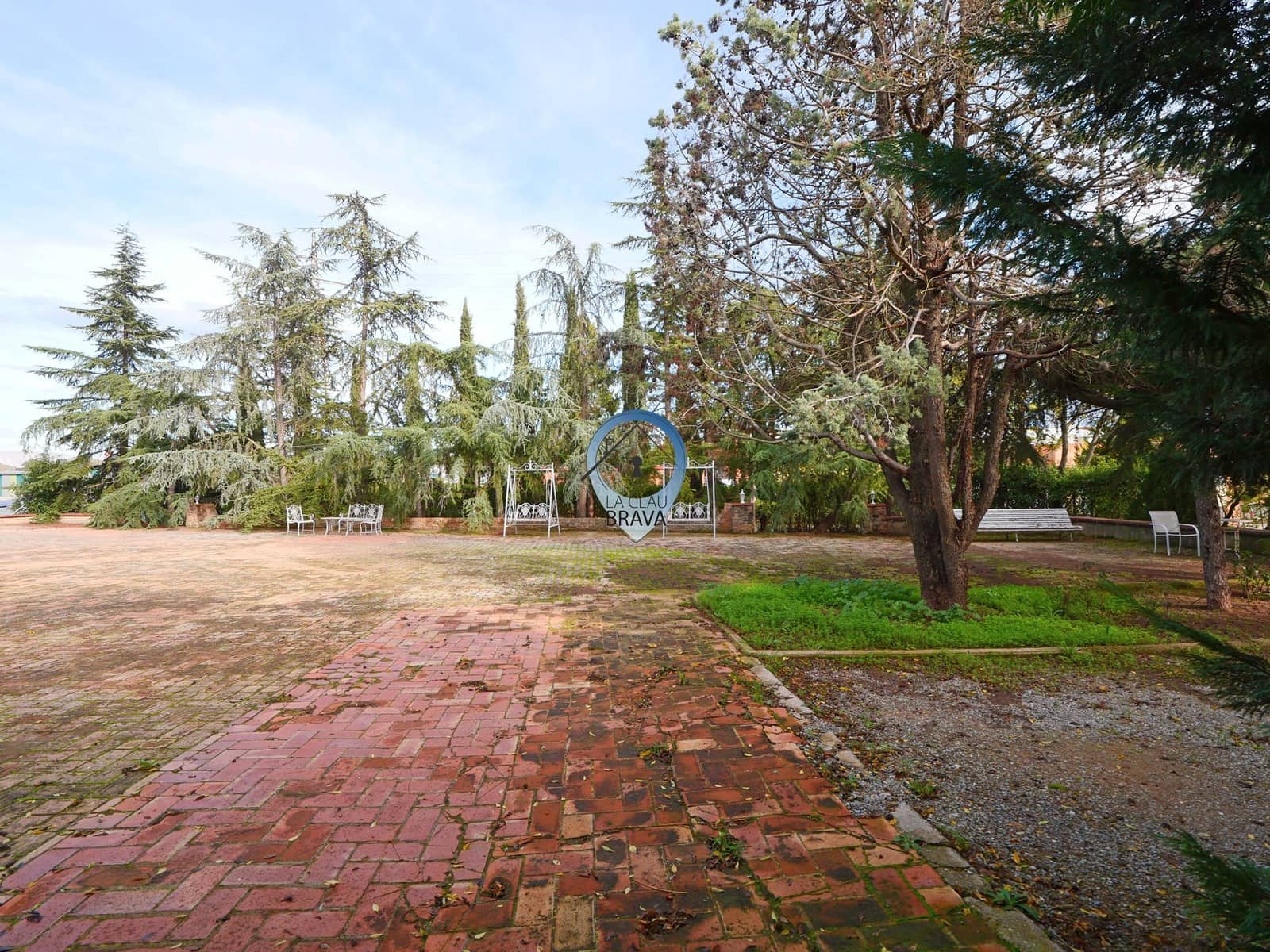 12 makuuhuone Maalaistalo myytävänä paikassa Sant Fruitos de Bages mukana uima-altaan 
autotalli - 1 600 000 € (Ref: 9534120)