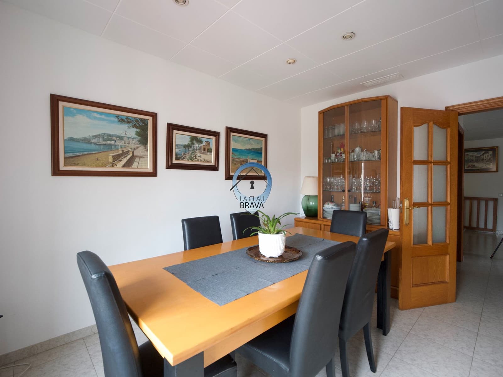 4 soveværelse Byhus til salg i Sant Feliu de Guixols med garage - € 450.000 (Ref: 9534121)