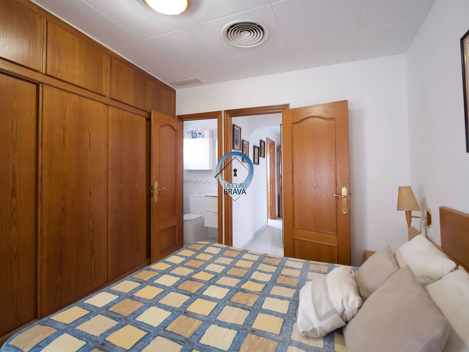 4 soveværelse Byhus til salg i Sant Feliu de Guixols med garage - € 450.000 (Ref: 9534121)