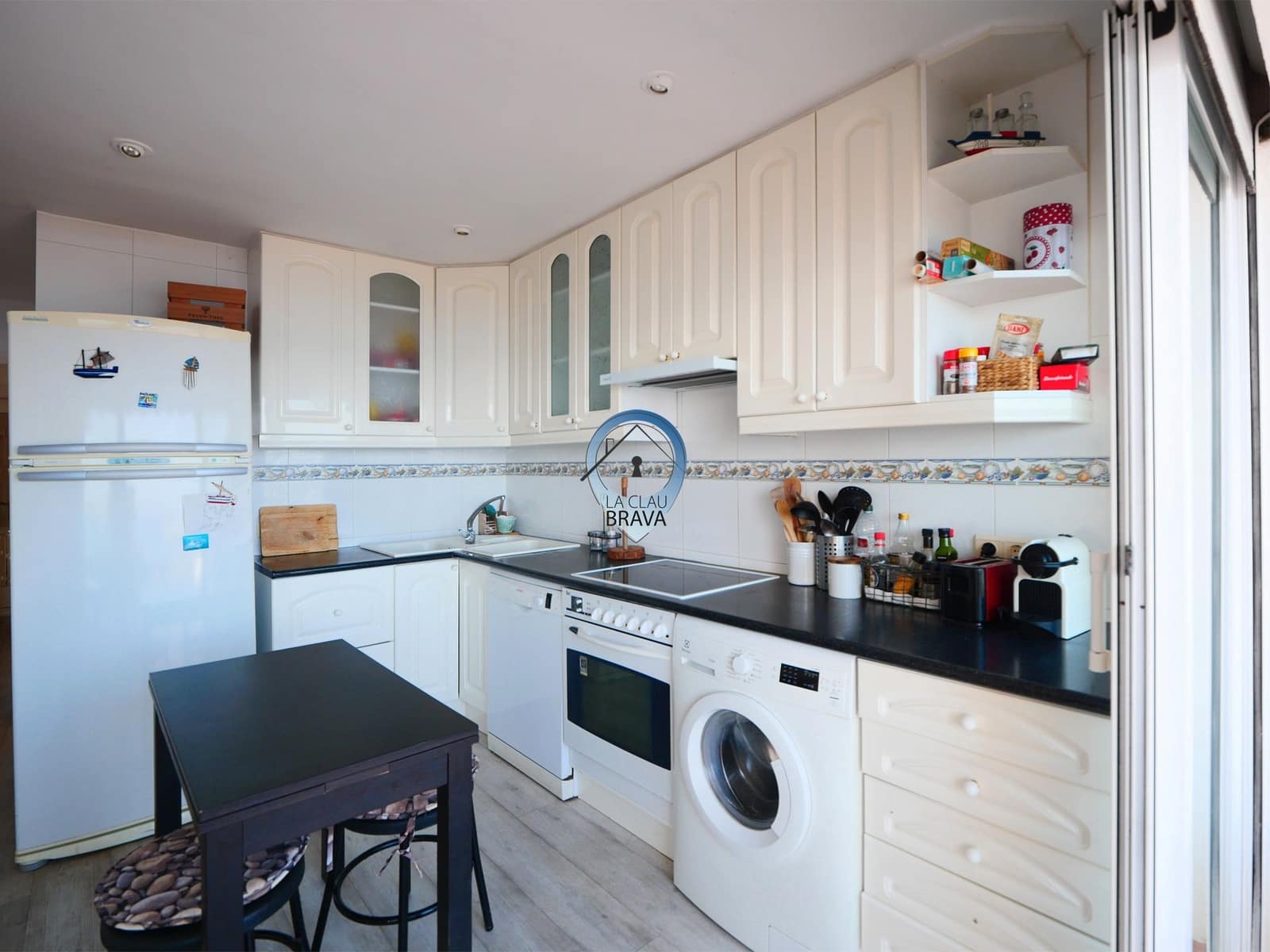 4 soveværelse Lejlighed til salg i Sant Feliu de Guixols - € 735.000 (Ref: 9534122)