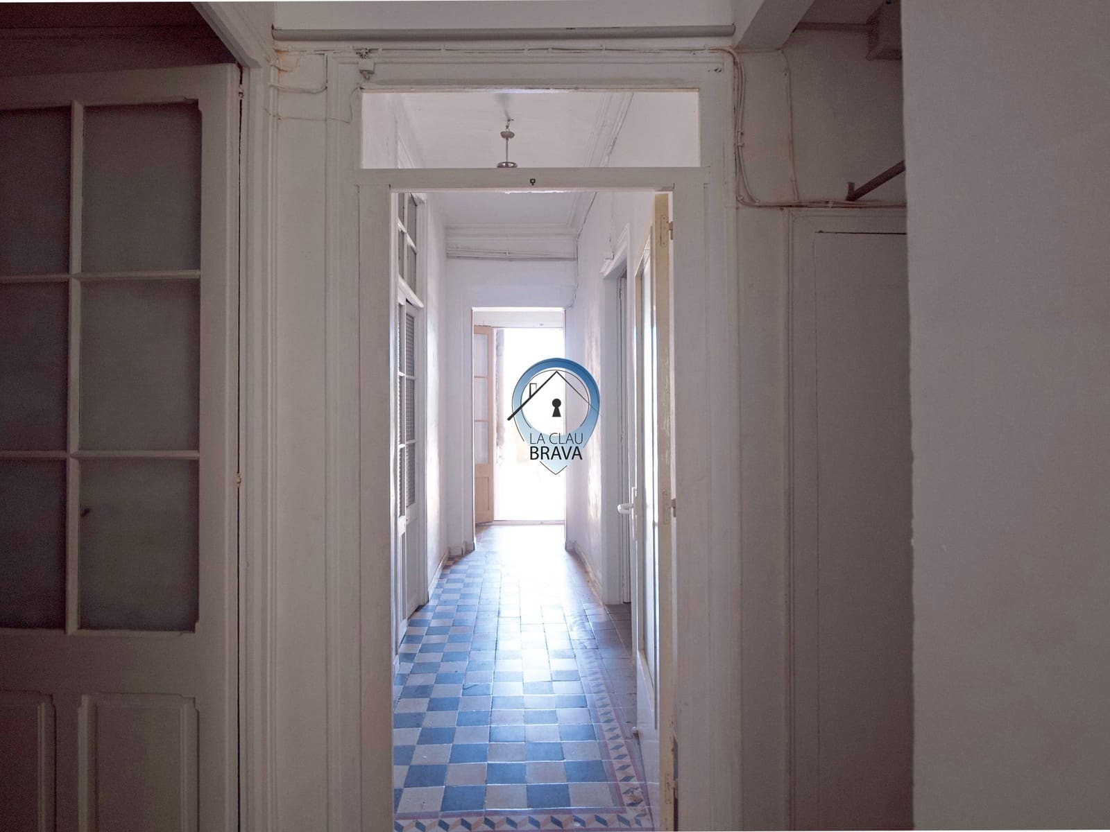 5 soveværelse Byhus til salg i Llagostera - € 360.000 (Ref: 9534123)