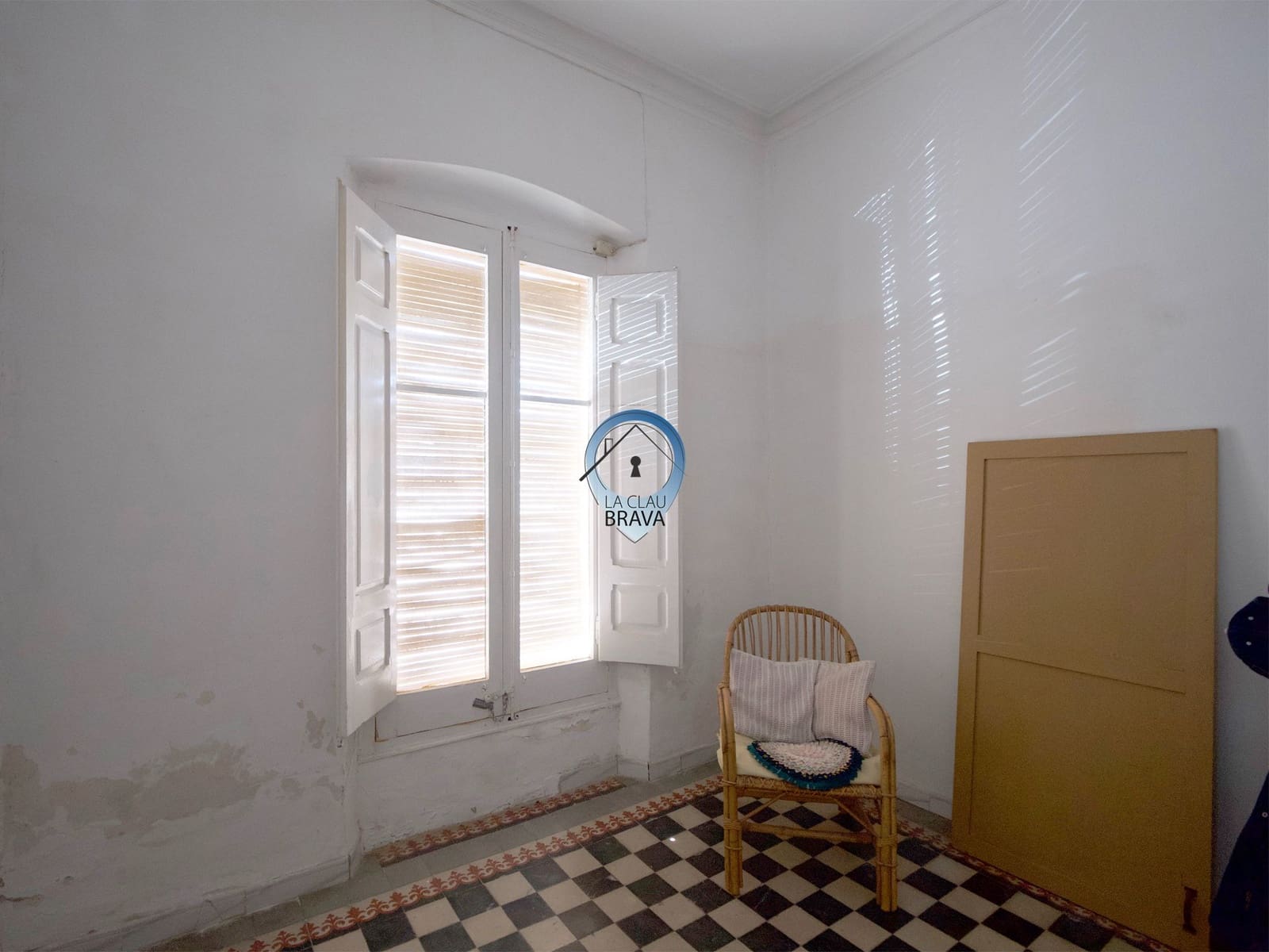 5 soveværelse Byhus til salg i Llagostera - € 360.000 (Ref: 9534123)