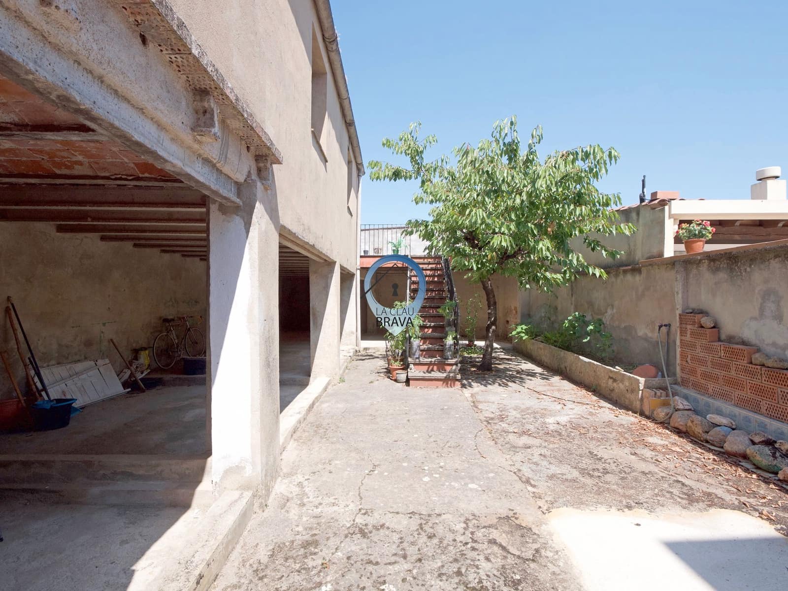 5 soveværelse Byhus til salg i Llagostera - € 360.000 (Ref: 9534123)