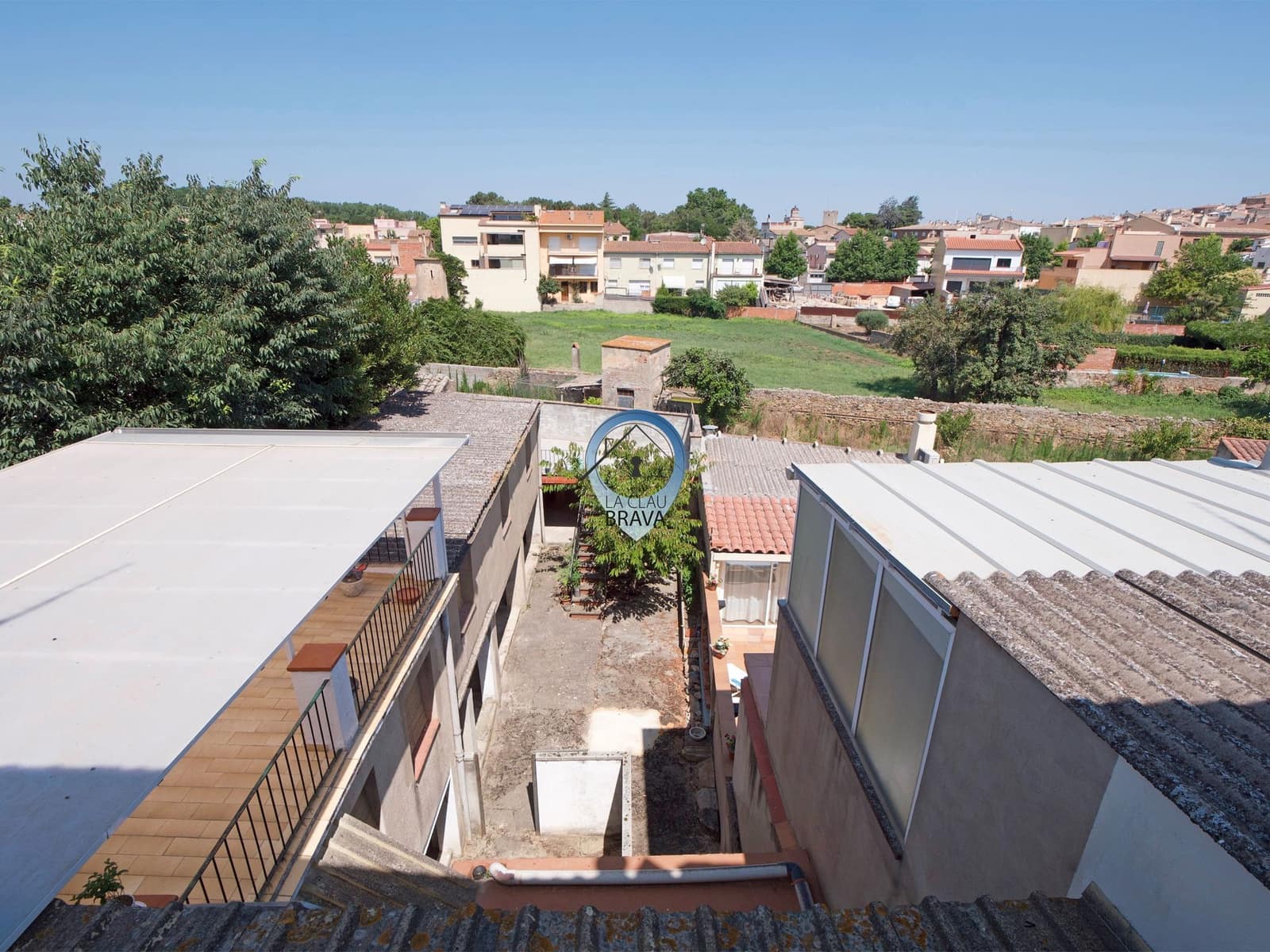 5 soveværelse Byhus til salg i Llagostera - € 360.000 (Ref: 9534123)