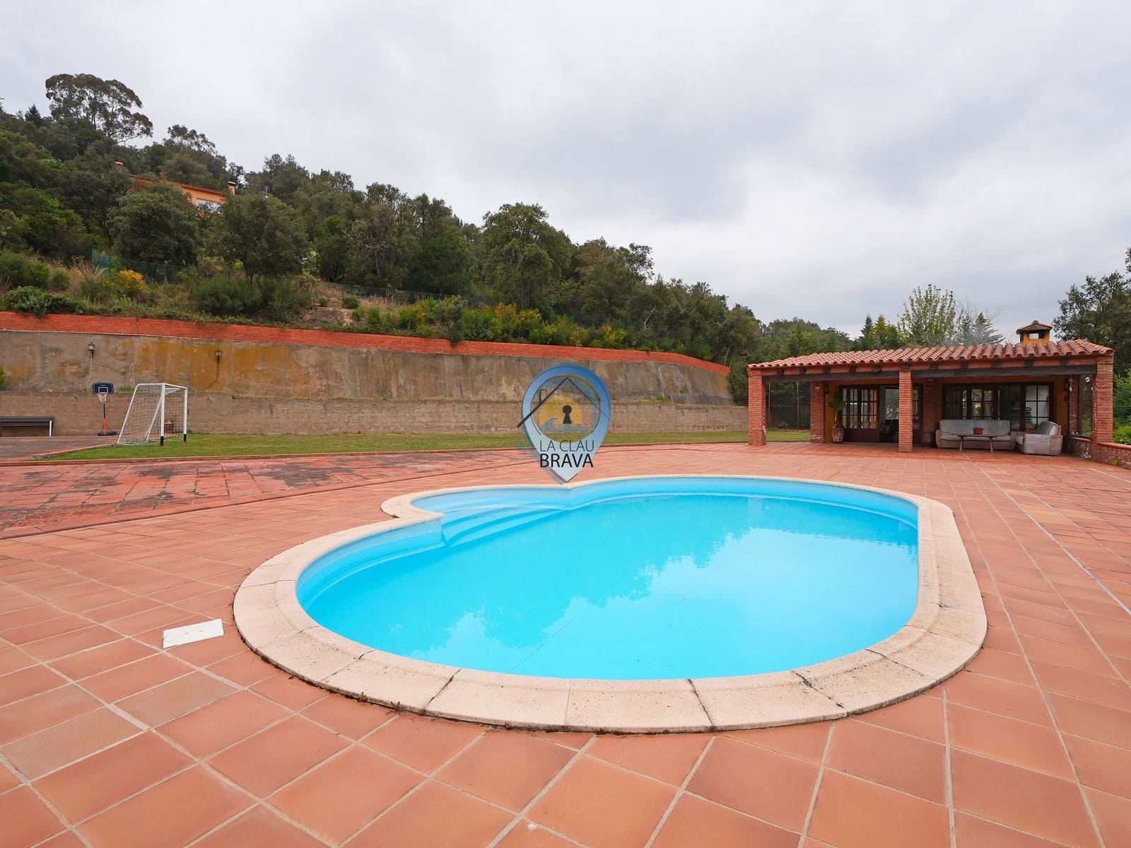 3 chambre Finca/Maison de Campagne à vendre à Santa Cristina d'Aro avec piscine garage - 870 000 € (Ref: 9534125)