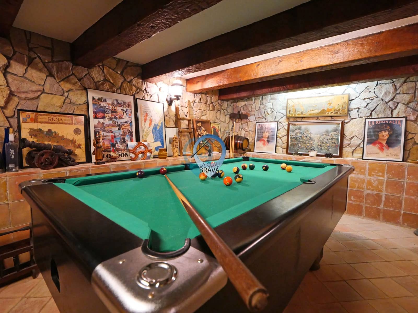 3 chambre Finca/Maison de Campagne à vendre à Santa Cristina d'Aro avec piscine garage - 870 000 € (Ref: 9534125)