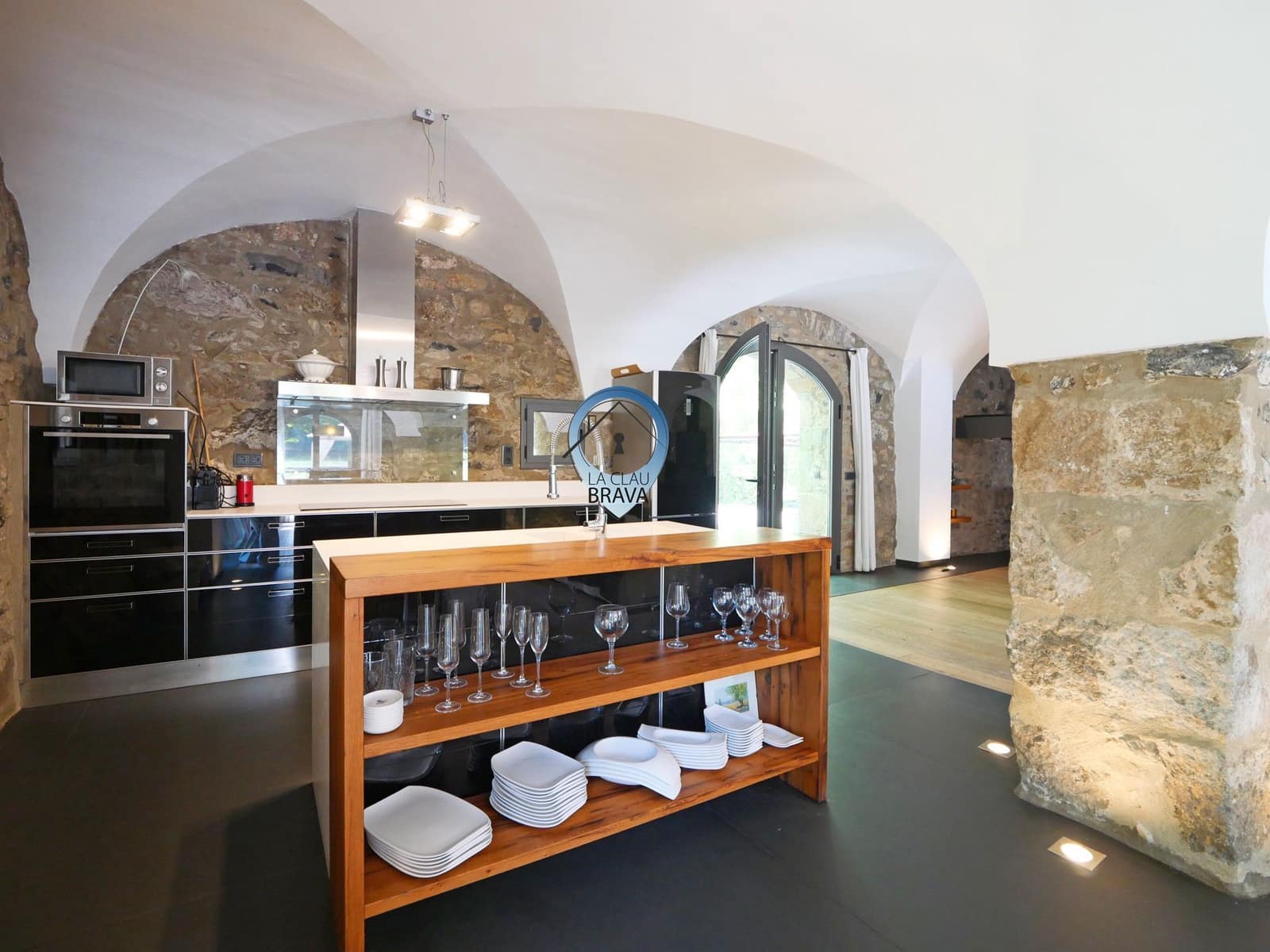 3 quarto Quinta/Casa Rural para venda em Sant Joan les Fonts com piscina garagem - 1 250 000 € (Ref: 9534126)