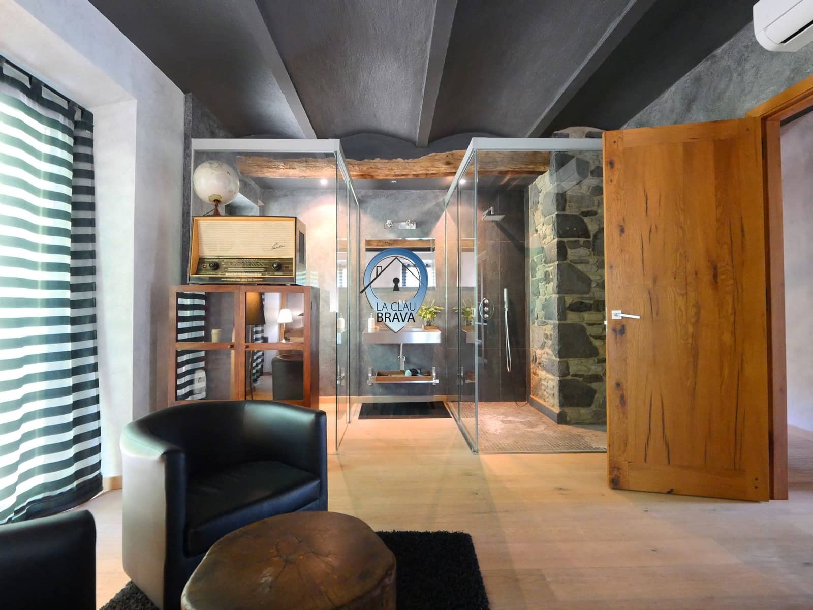 3 quarto Quinta/Casa Rural para venda em Sant Joan les Fonts com piscina garagem - 1 250 000 € (Ref: 9534126)