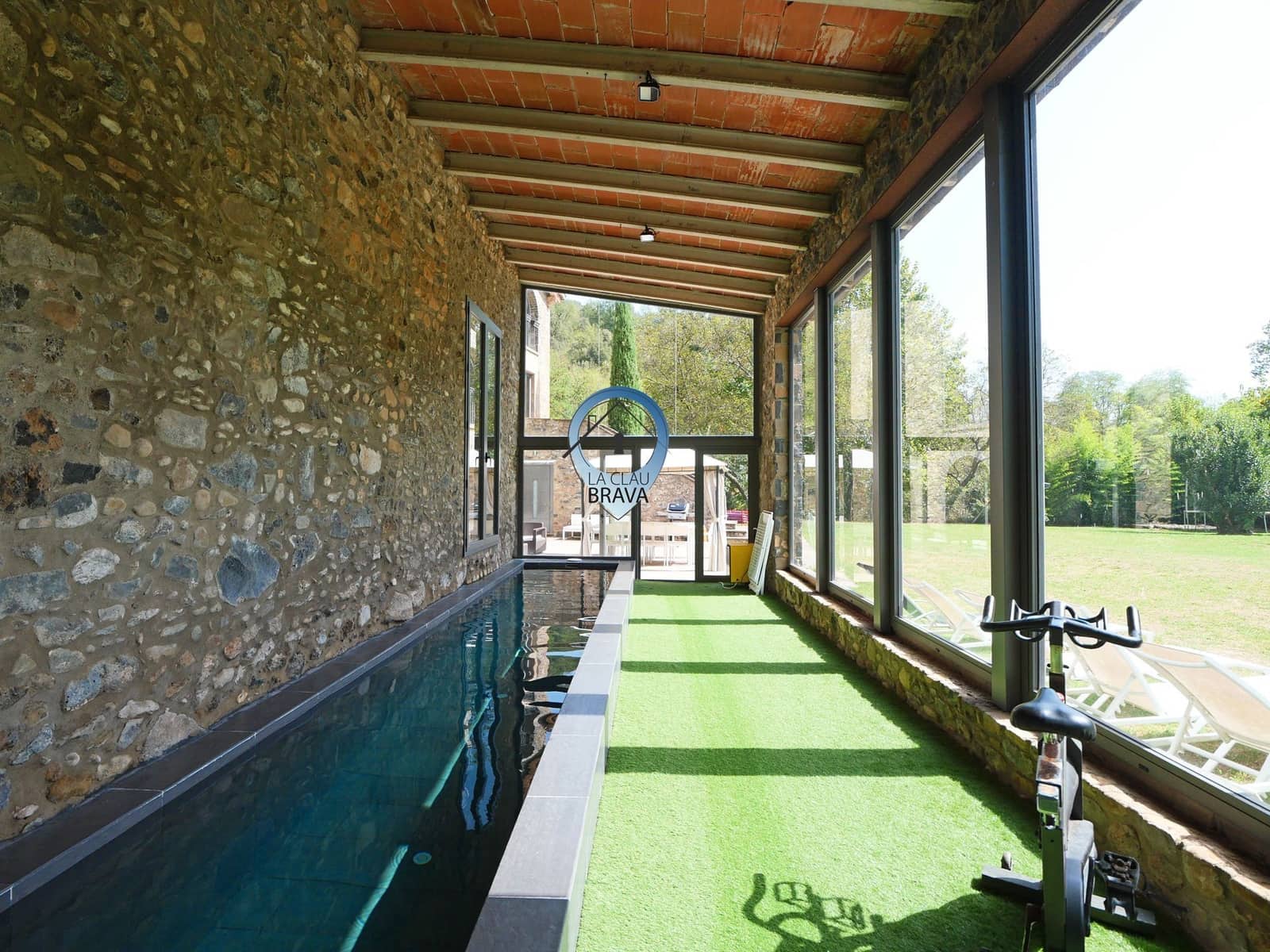 3 quarto Quinta/Casa Rural para venda em Sant Joan les Fonts com piscina garagem - 1 250 000 € (Ref: 9534126)