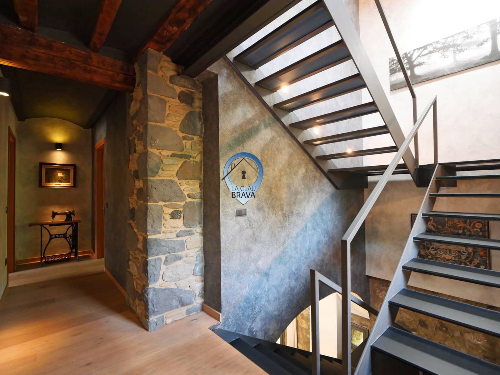 3 quarto Quinta/Casa Rural para venda em Sant Joan les Fonts com piscina garagem - 1 250 000 € (Ref: 9534126)