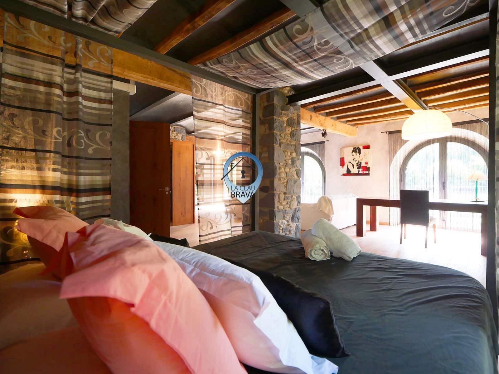 3 quarto Quinta/Casa Rural para venda em Sant Joan les Fonts com piscina garagem - 1 250 000 € (Ref: 9534126)