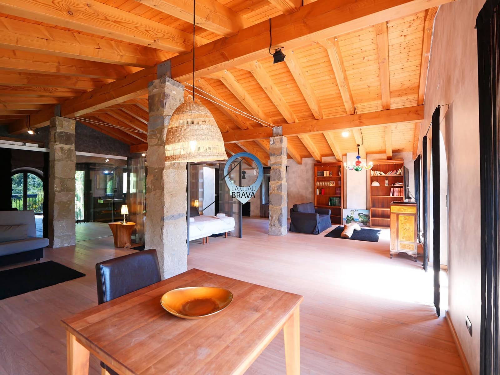 3 quarto Quinta/Casa Rural para venda em Sant Joan les Fonts com piscina garagem - 1 250 000 € (Ref: 9534126)