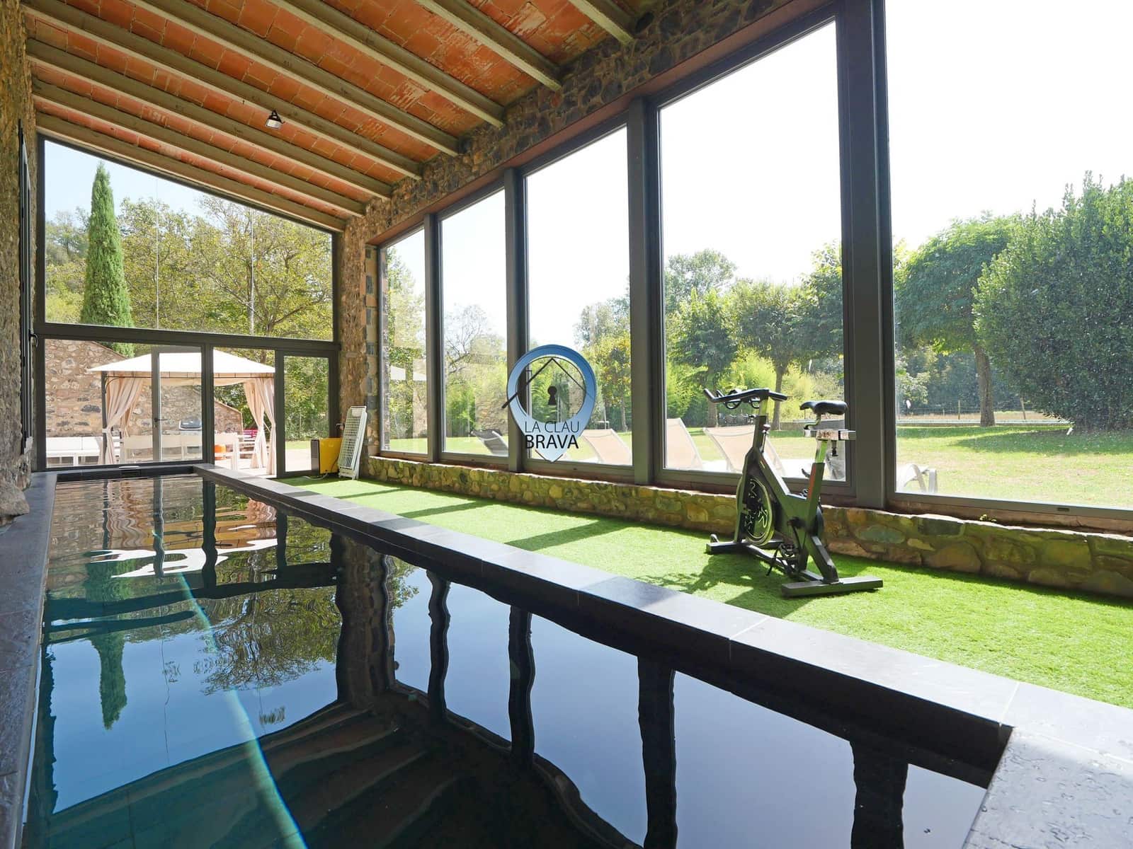 3 quarto Quinta/Casa Rural para venda em Sant Joan les Fonts com piscina garagem - 1 250 000 € (Ref: 9534126)