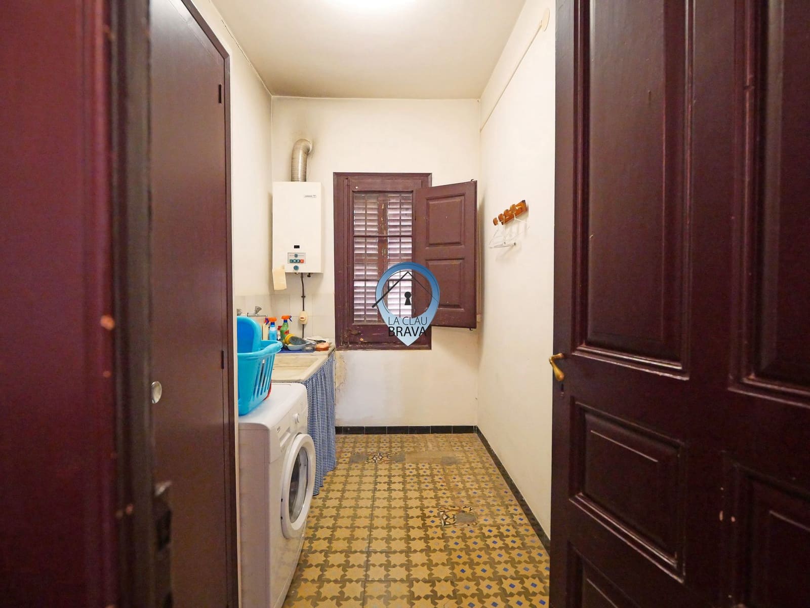 8 soveværelse Villa til salg i Caldes de Malavella - € 450.000 (Ref: 9534128)