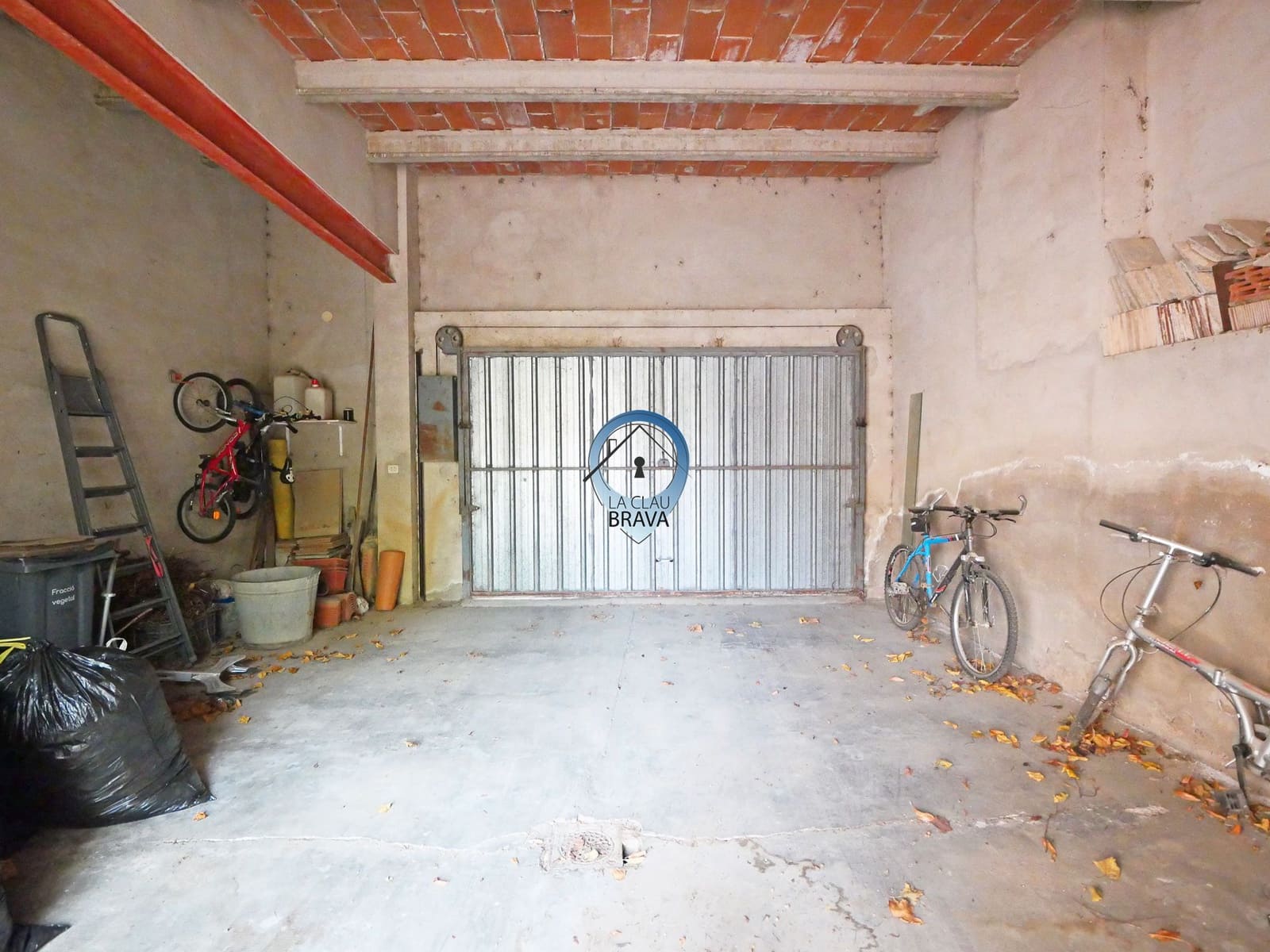 8 soveværelse Villa til salg i Caldes de Malavella - € 450.000 (Ref: 9534128)