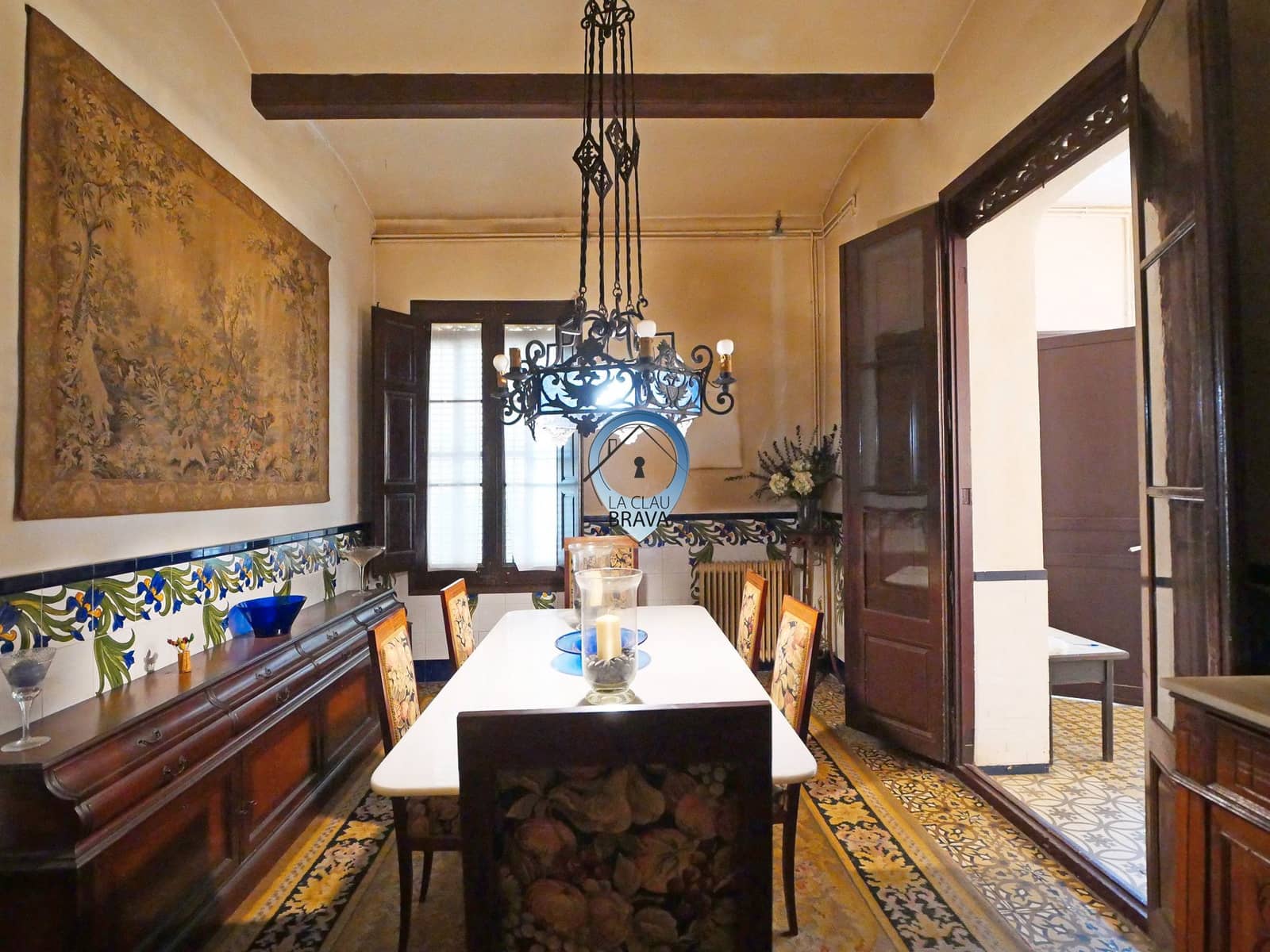 8 soveværelse Villa til salg i Caldes de Malavella - € 450.000 (Ref: 9534128)