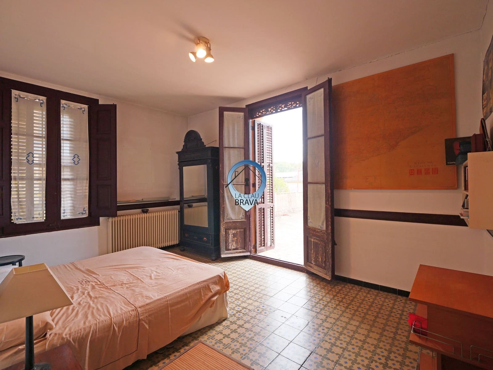 8 soveværelse Villa til salg i Caldes de Malavella - € 450.000 (Ref: 9534128)