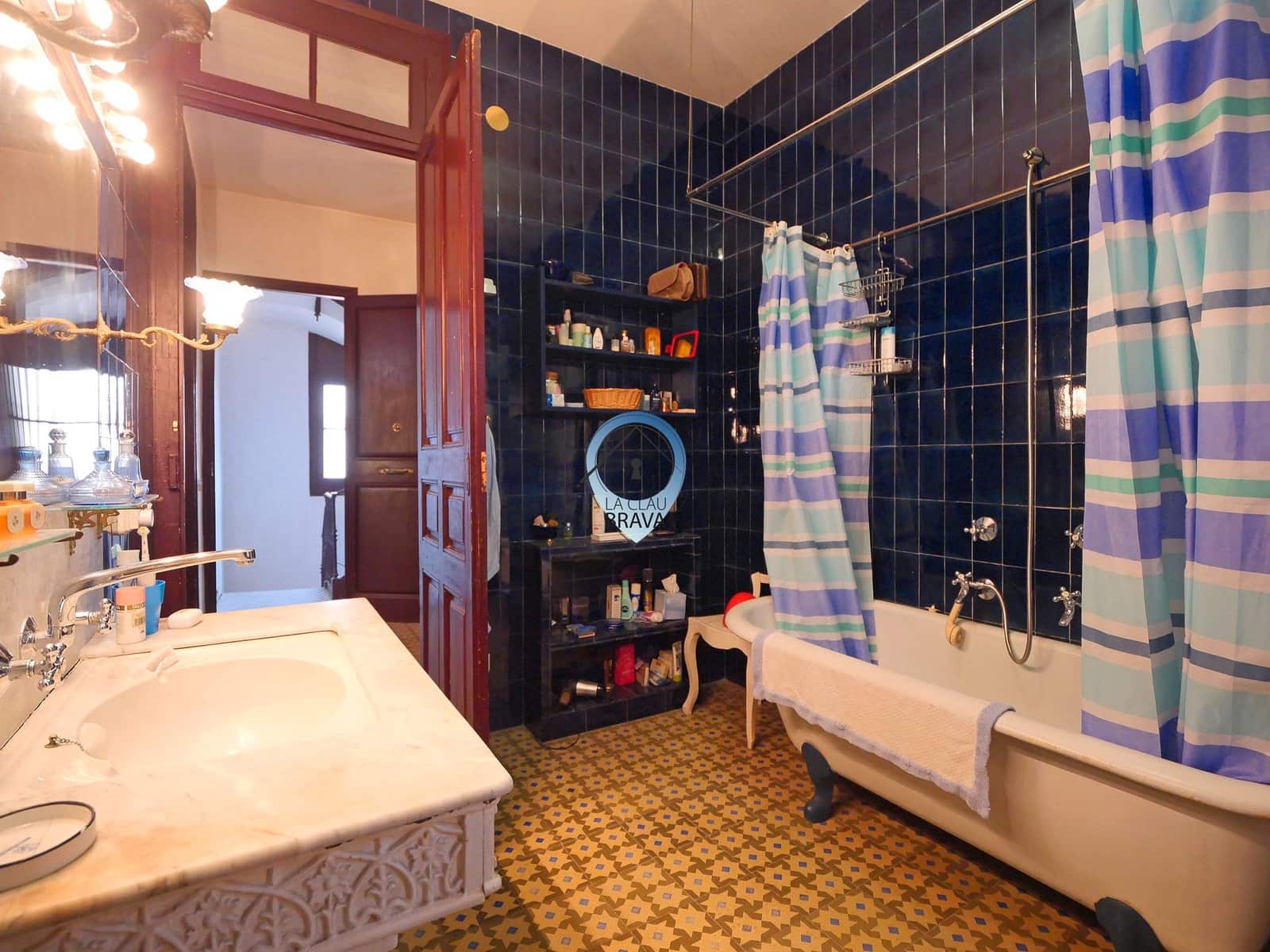 8 soveværelse Villa til salg i Caldes de Malavella - € 450.000 (Ref: 9534128)