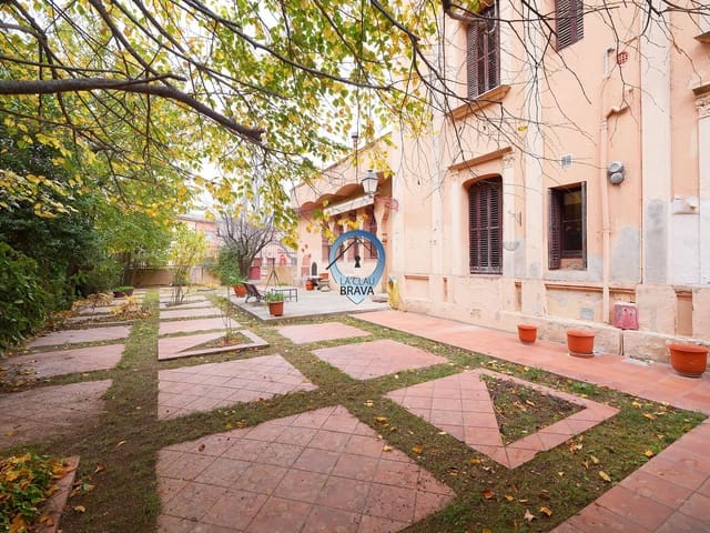 8 soveværelse Villa til salg i Caldes de Malavella - € 450.000 (Ref: 9534128)